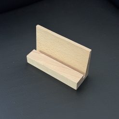 Ahşap Takvim Altlığı – Kayın Ağacından Masa Takvimi Tutucu